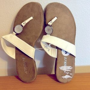 NWT Aerosoles Dress Sandals